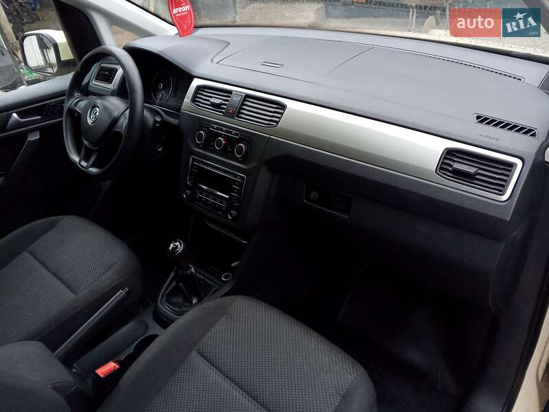 Мінівен Volkswagen Caddy 2016 в Луцьку