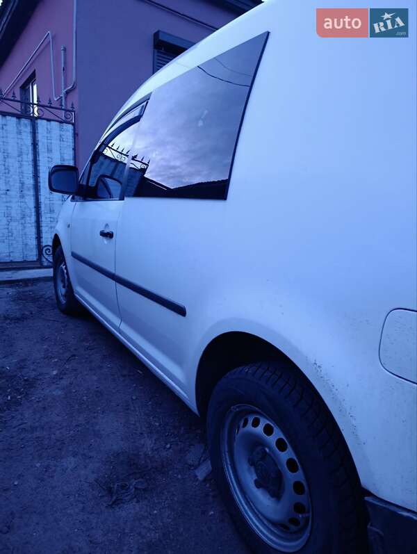 Минивэн Volkswagen Caddy 2009 в Прилуках