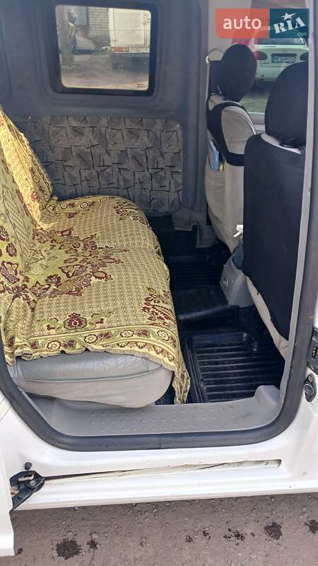 Минивэн Volkswagen Caddy 2006 в Николаеве