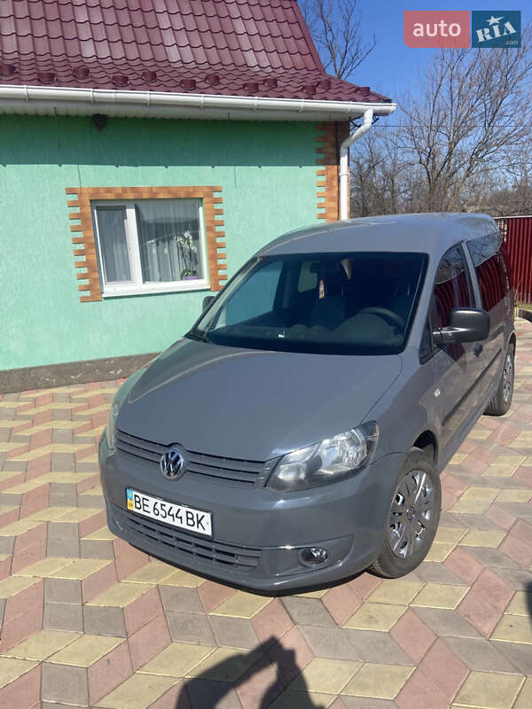 Минивэн Volkswagen Caddy 2011 в 
