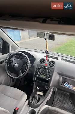 Минивэн Volkswagen Caddy 2009 в 