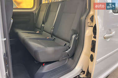 Минивэн Volkswagen Caddy 2016 в 