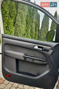 Мінівен Volkswagen Caddy 2015 в 