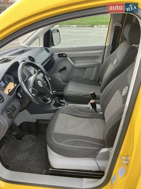 Минивэн Volkswagen Caddy 2006 в Виннице