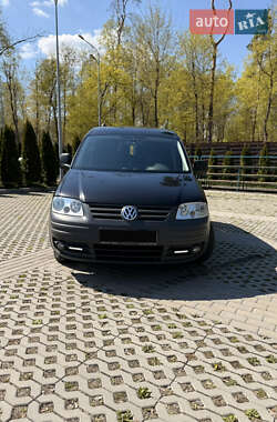 Вантажний фургон Volkswagen Caddy 2009 в Харкові