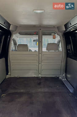 Грузовой фургон Volkswagen Caddy 2009 в 