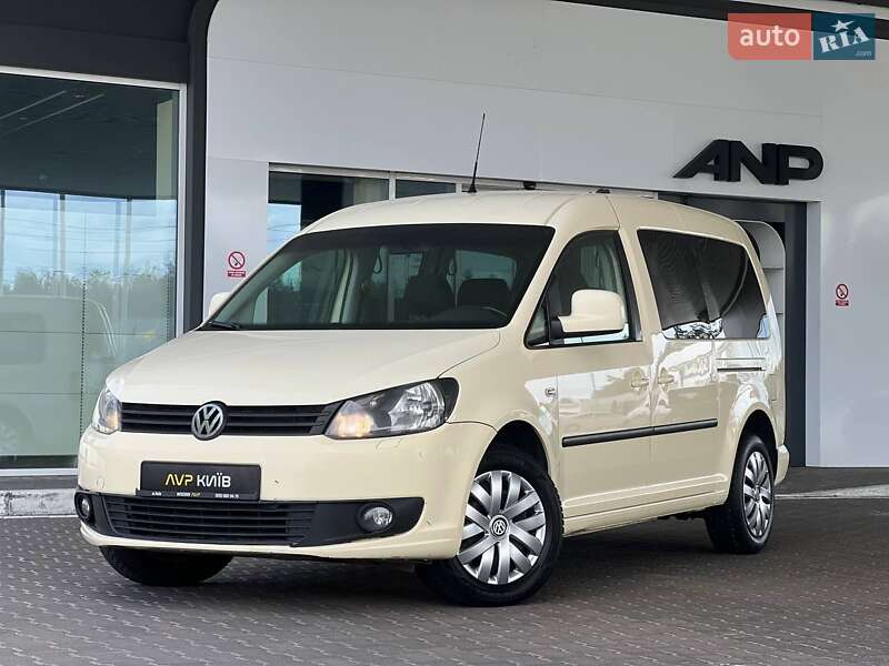 Минивэн Volkswagen Caddy 2015 в 
