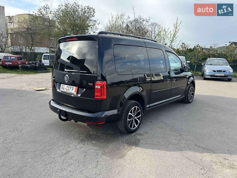 Мінівен Volkswagen Caddy 2016 в Нововолинську