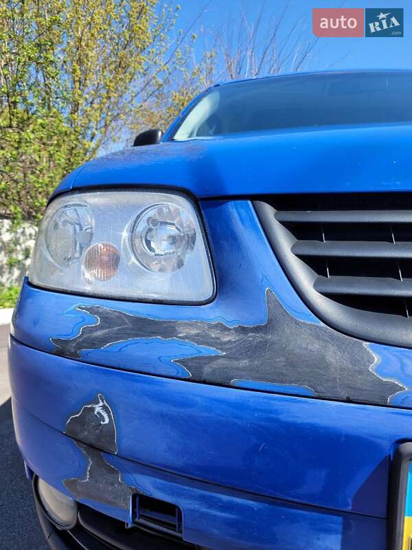 Минивэн Volkswagen Caddy 2010 в Киеве