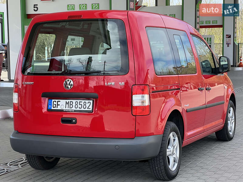 Минивэн Volkswagen Caddy 2010 в Житомире