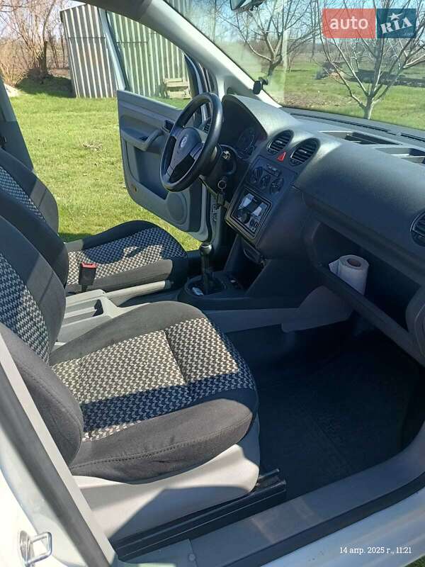 Минивэн Volkswagen Caddy 2007 в Кременчуге