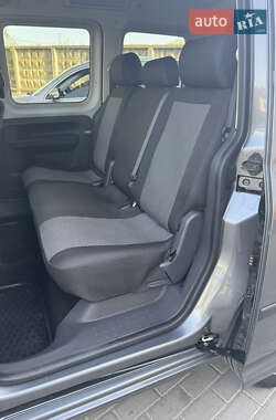 Минивэн Volkswagen Caddy 2014 в 
