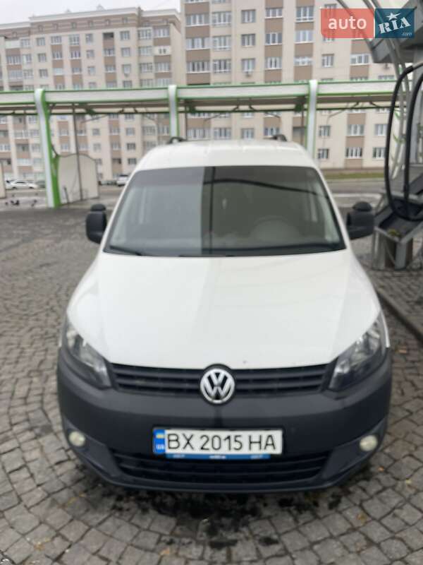 Минивэн Volkswagen Caddy 2014 в Хмельницком