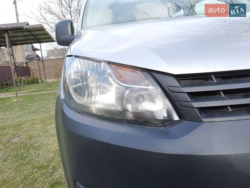 Мінівен Volkswagen Caddy 2011 в Бучі