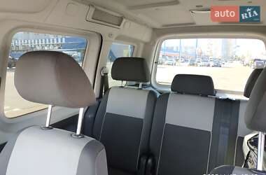 Мінівен Volkswagen Caddy 2010 в 