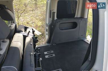 Мінівен Volkswagen Caddy 2010 в 