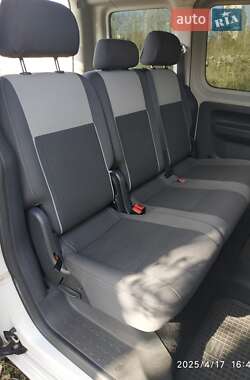 Мінівен Volkswagen Caddy 2010 в 
