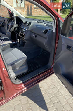 Минивэн Volkswagen Caddy 2012 в 