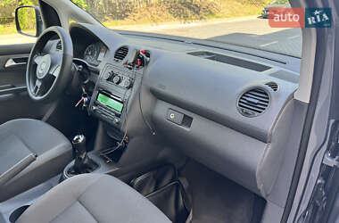 Мінівен Volkswagen Caddy 2013 в 