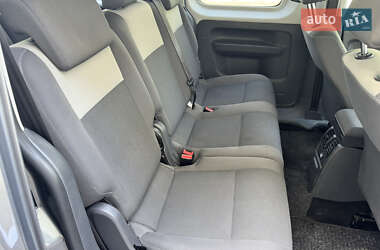 Мінівен Volkswagen Caddy 2013 в 