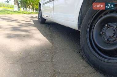 Мінівен Volkswagen Caddy 2005 в 