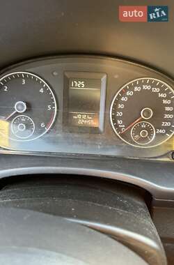 Грузопассажирский фургон Volkswagen Caddy 2012 в 