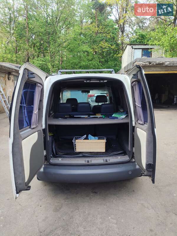 Минивэн Volkswagen Caddy 2006 в Киеве