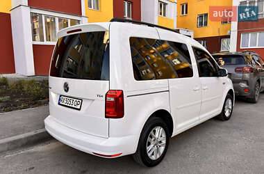 Минивэн Volkswagen Caddy 2016 в 