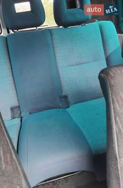Мінівен Volkswagen Caddy 2001 в 