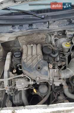 Мінівен Volkswagen Caddy 2001 в 