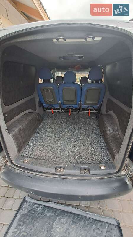 Грузовой фургон Volkswagen Caddy 2012 в Олевске
