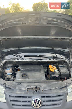 Мінівен Volkswagen Caddy 2004 в 