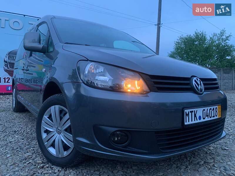 Мінівен Volkswagen Caddy 2014 в 