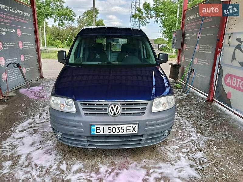 Грузовой фургон Volkswagen Caddy 2008 в 