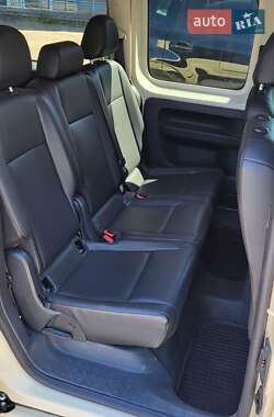 Мінівен Volkswagen Caddy 2015 в 