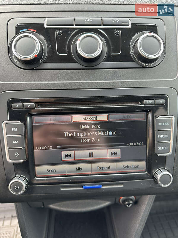 Минивэн Volkswagen Caddy 2014 в Киеве