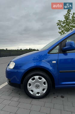 Мінівен Volkswagen Caddy 2010 в 