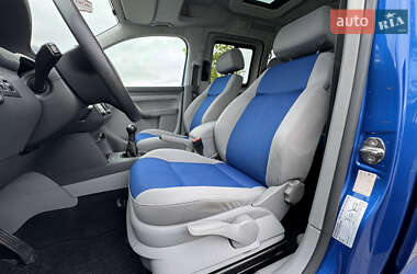 Мінівен Volkswagen Caddy 2010 в 