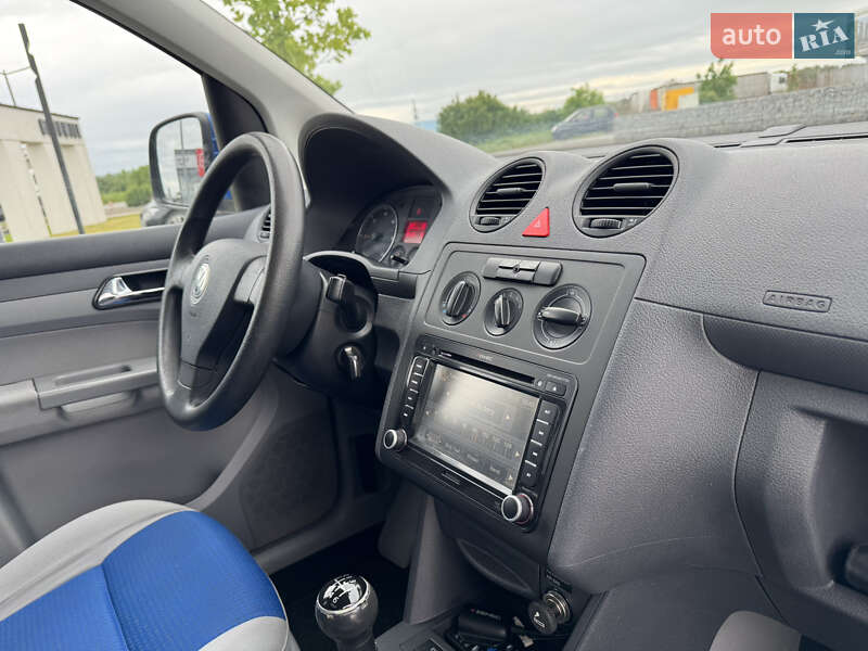 Мінівен Volkswagen Caddy 2010 в Мукачевому