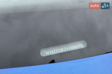 Мінівен Volkswagen Caddy 2010 в 