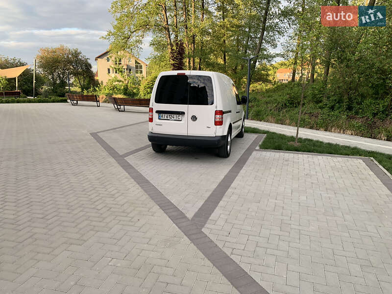 Минивэн Volkswagen Caddy 2012 в Киеве