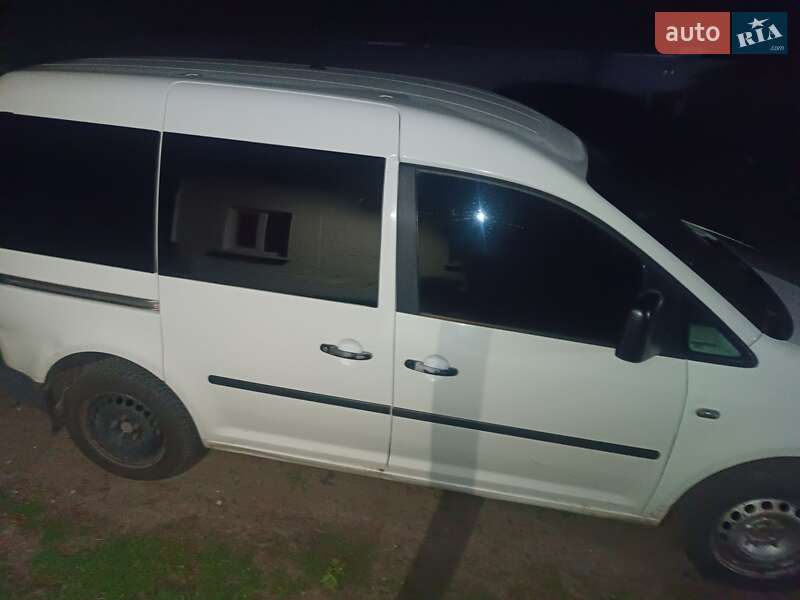 Минивэн Volkswagen Caddy 2005 в Талалаевке