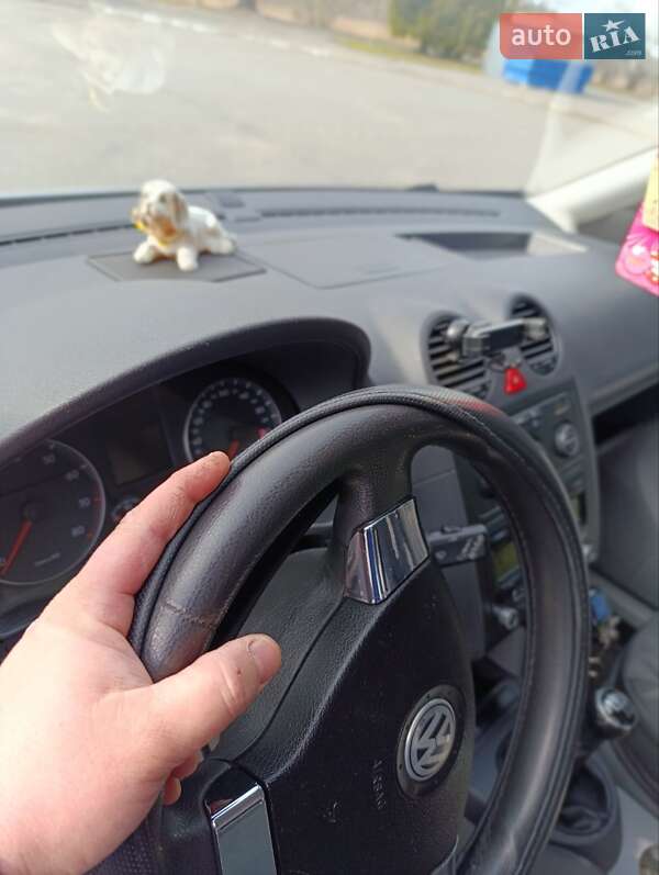 Мінівен Volkswagen Caddy 2009 в Києві