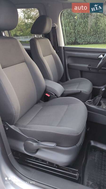 Минивэн Volkswagen Caddy 2014 в Дубно