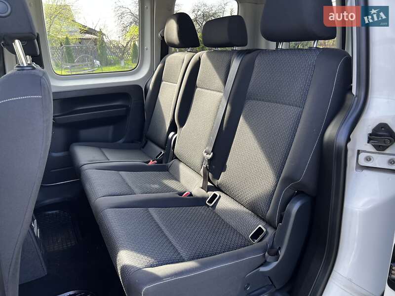 Минивэн Volkswagen Caddy 2016 в Черновцах