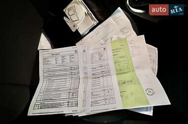 Мінівен Volkswagen Caddy 2011 в 