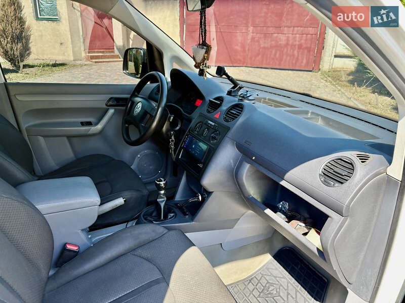 Мінівен Volkswagen Caddy 2004 в Одесі