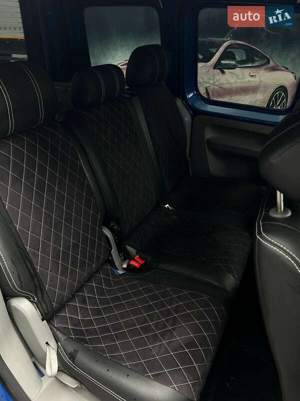 Мінівен Volkswagen Caddy 2008 в Львові
