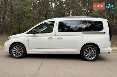 Минивэн Volkswagen Caddy 2022 в 