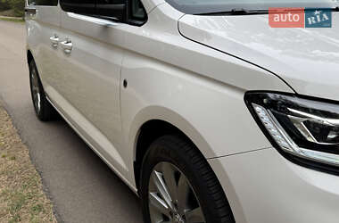 Минивэн Volkswagen Caddy 2022 в 